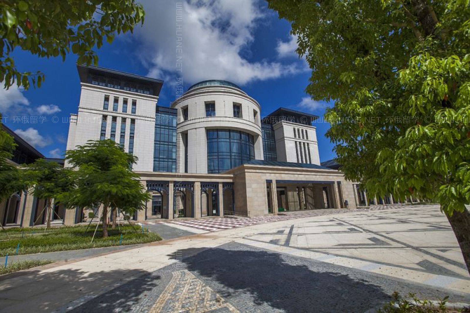 中國澳門大學