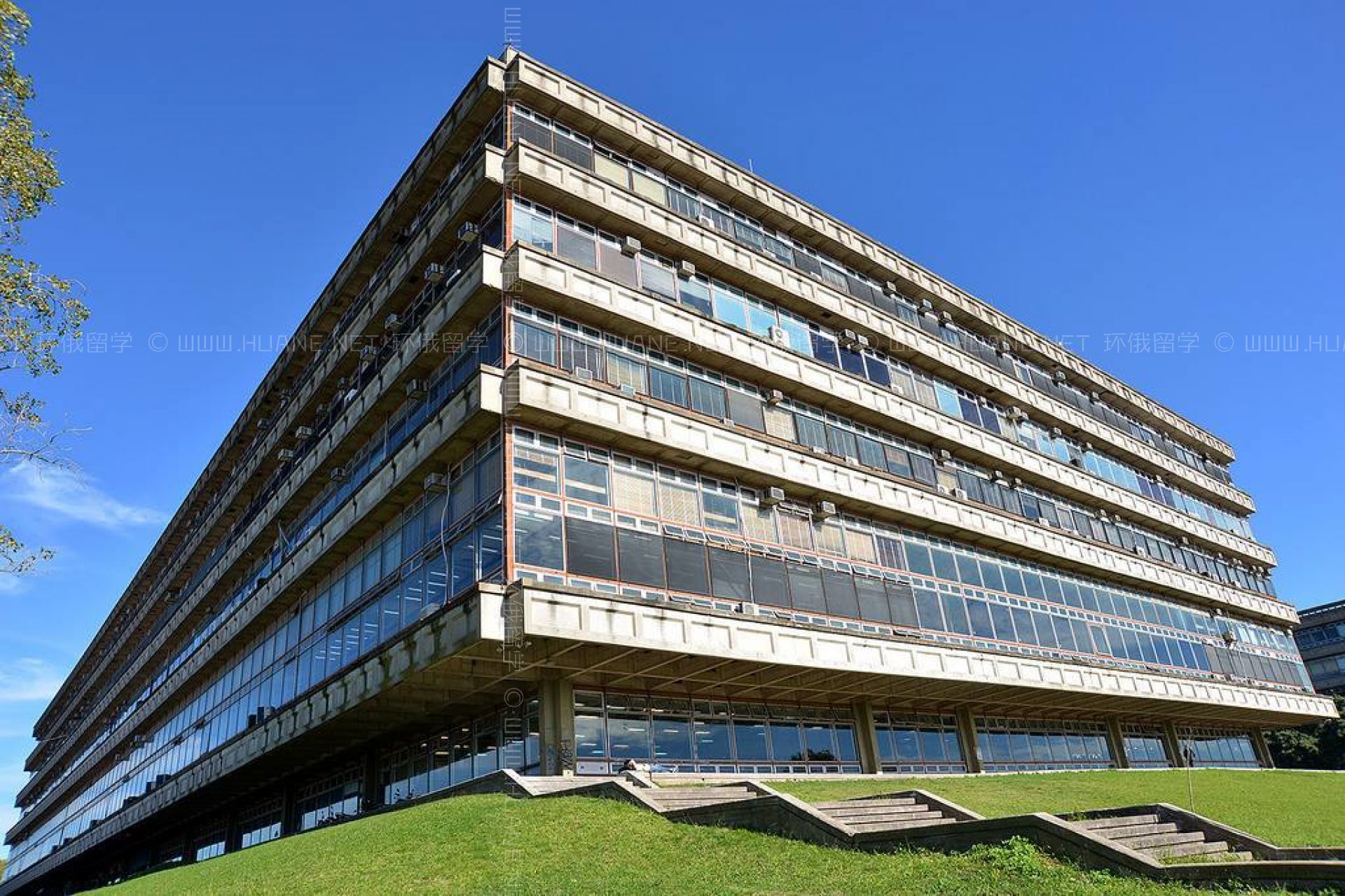 布宜諾斯艾利斯大學(xué)
