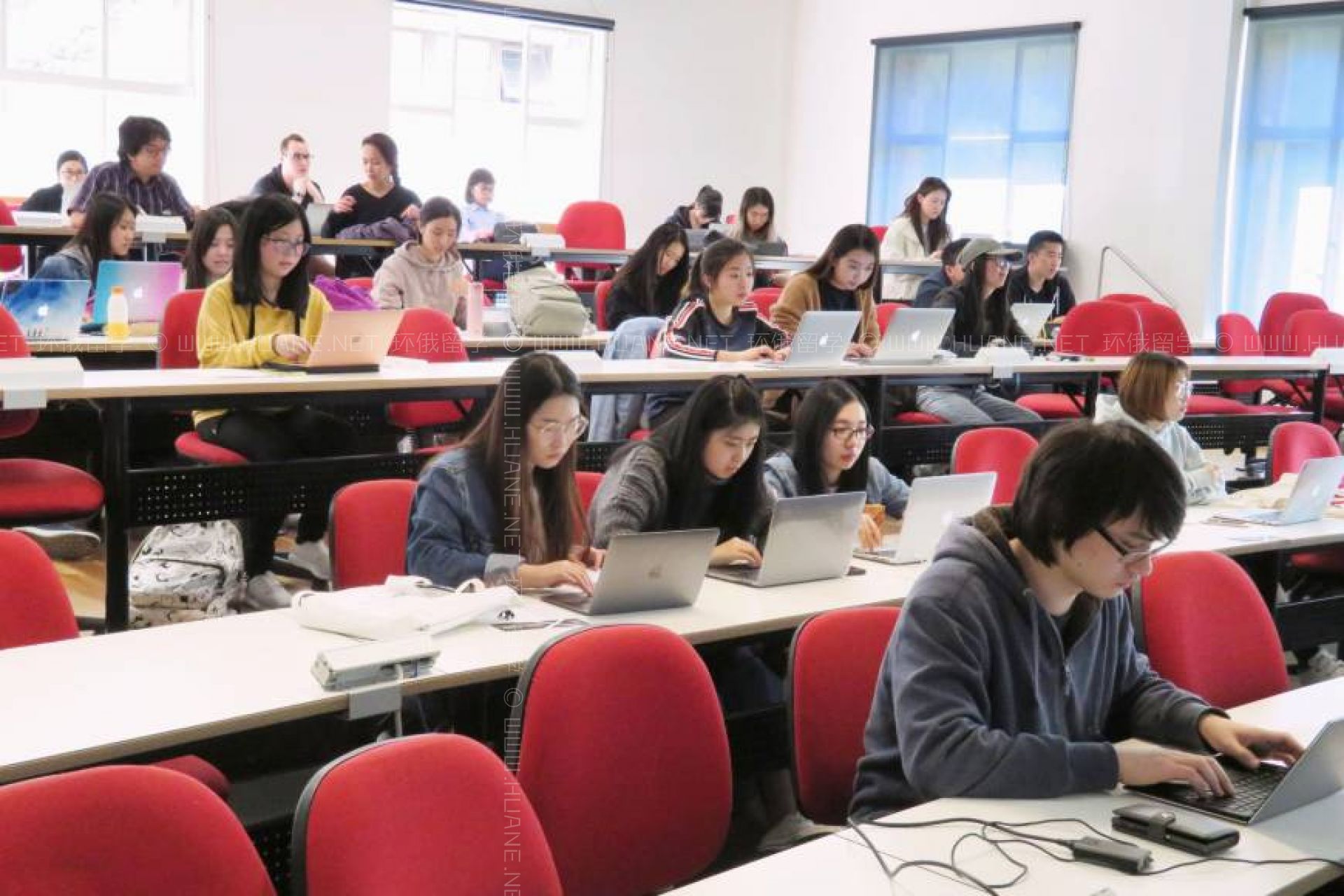 墨爾本大學