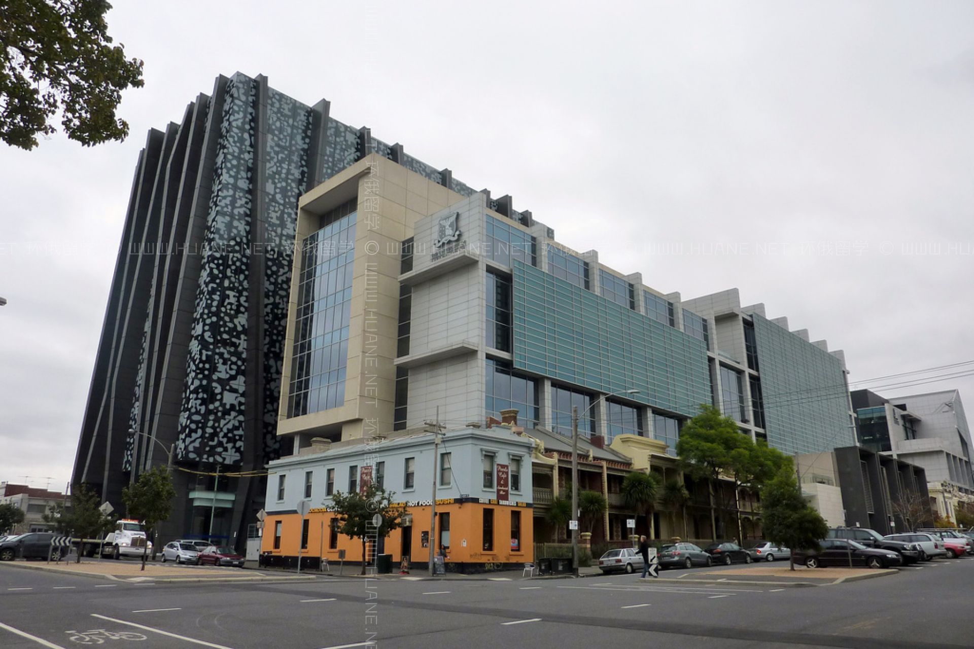 墨爾本大學