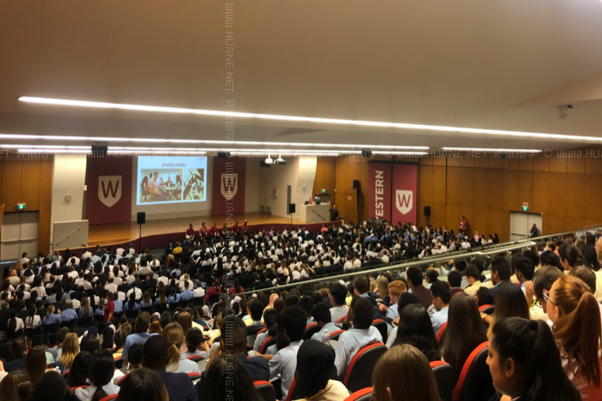 西悉尼大學