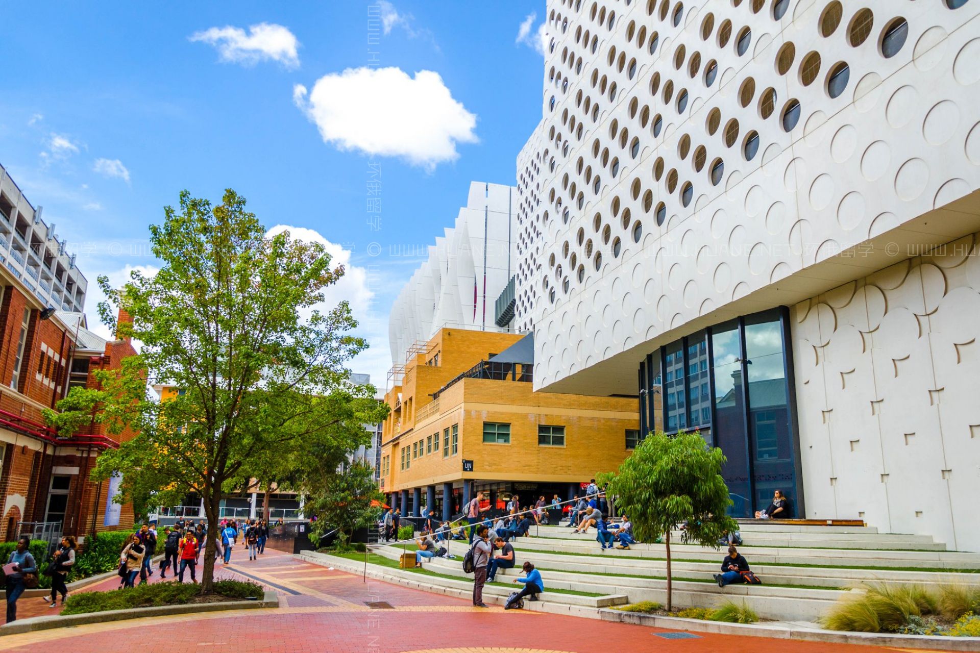 斯威本理工大學