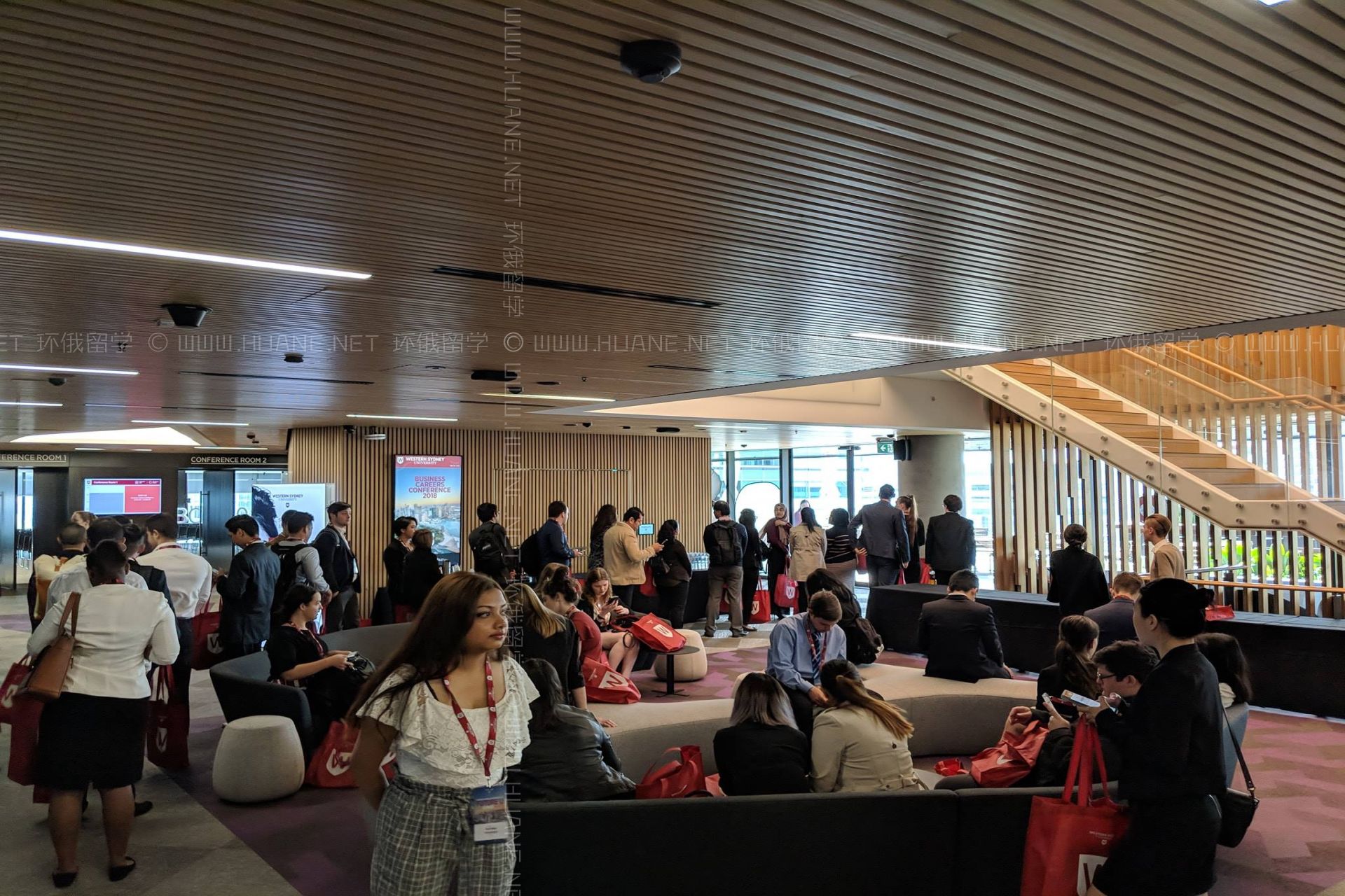 西悉尼大學