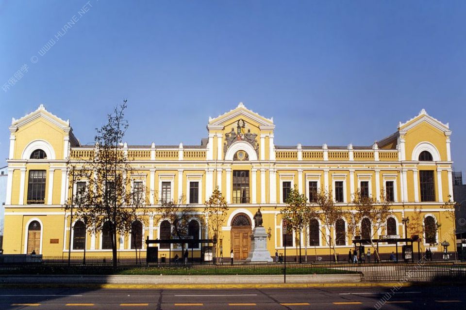 智利大學(xué)