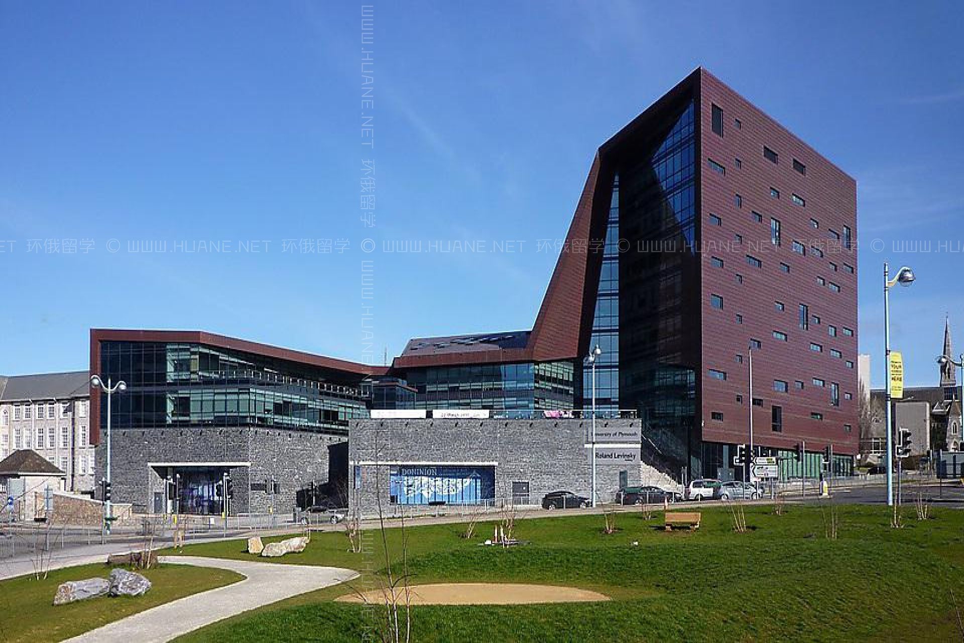 普利茅斯大學