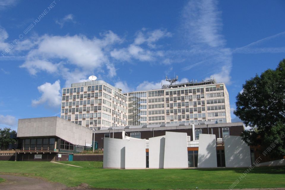 德比大學